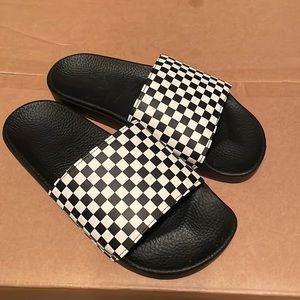 Vans slides
